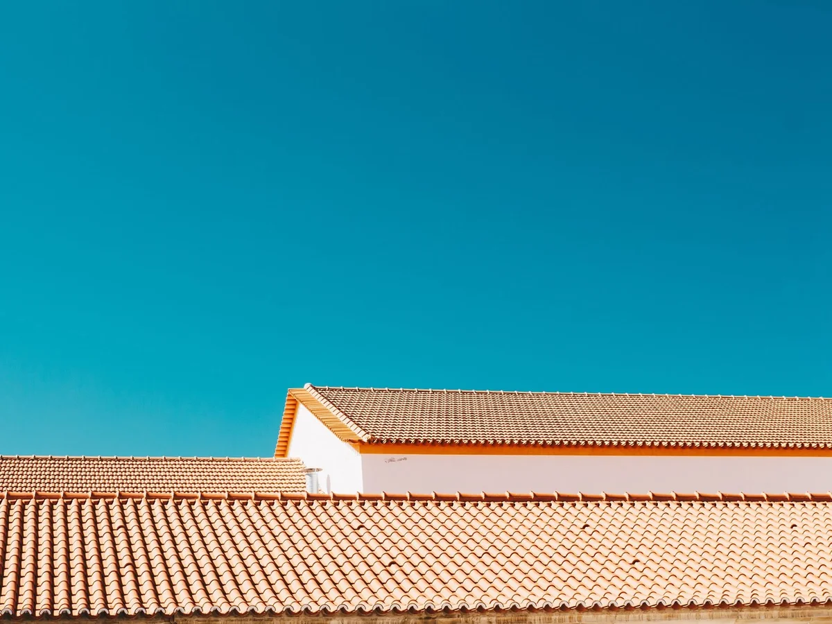 Spanish clay tile restoration and alignment in Pasadena