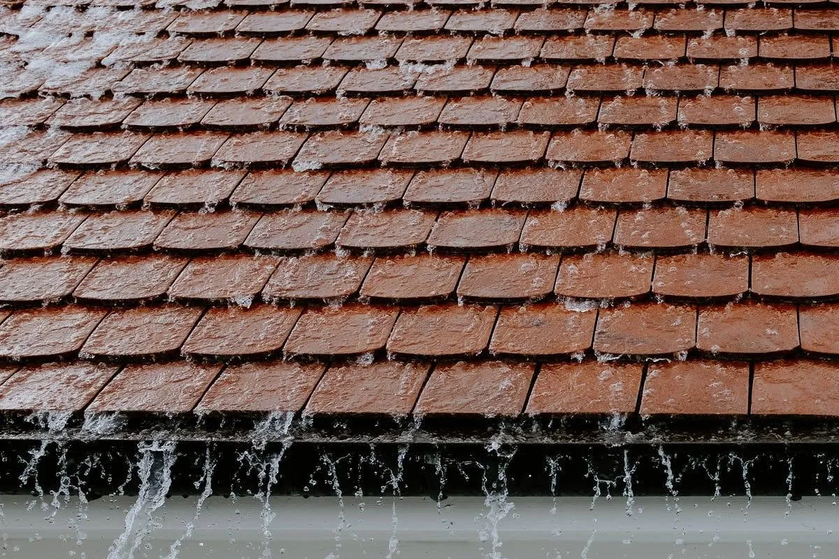 Tile roof leak prevention and water runoff repair in Pasadena CA